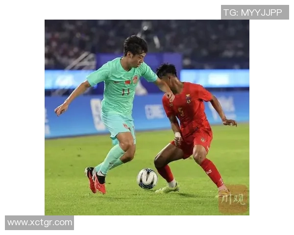 杭州足球队进攻表现分析与得失总结探讨